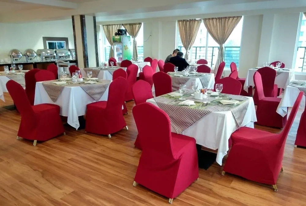 Silver Green Hotel
