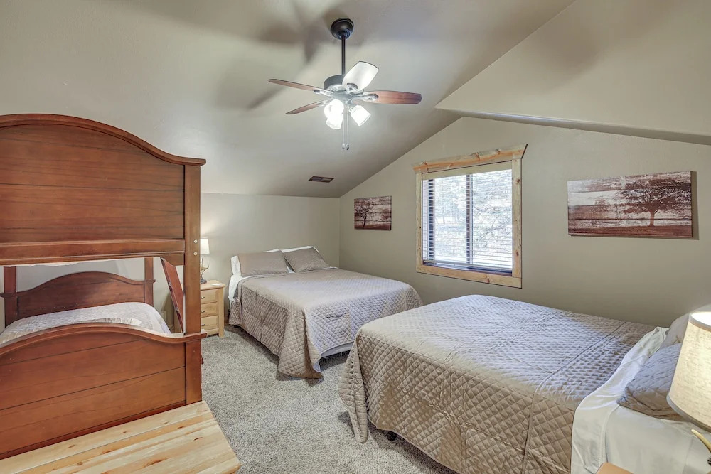Lead Home w/ Pool Access: 3 Mi to Terry Peak Mtn!
