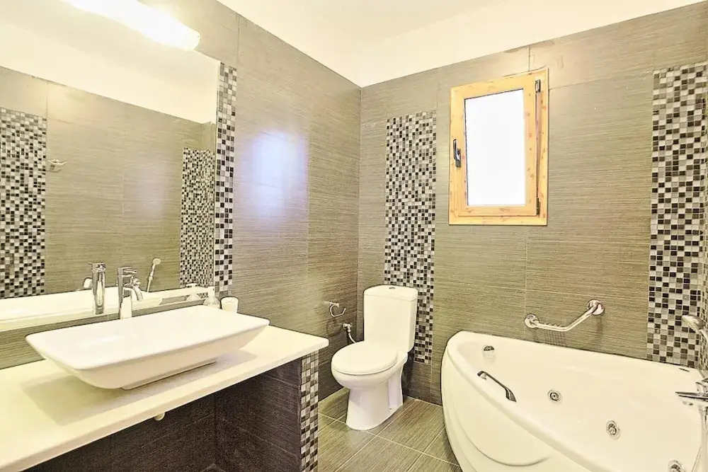 Villa Pegasus Large Private Pool Walk to Beach Sea Views A C Wifi Car Not Required Eco-friend - 2328