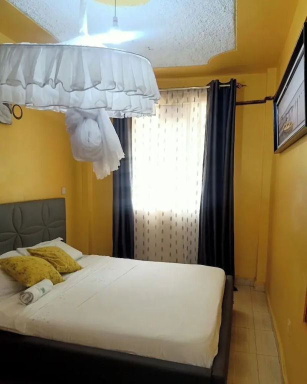 Lux Suites Lowe Furnished Apartments