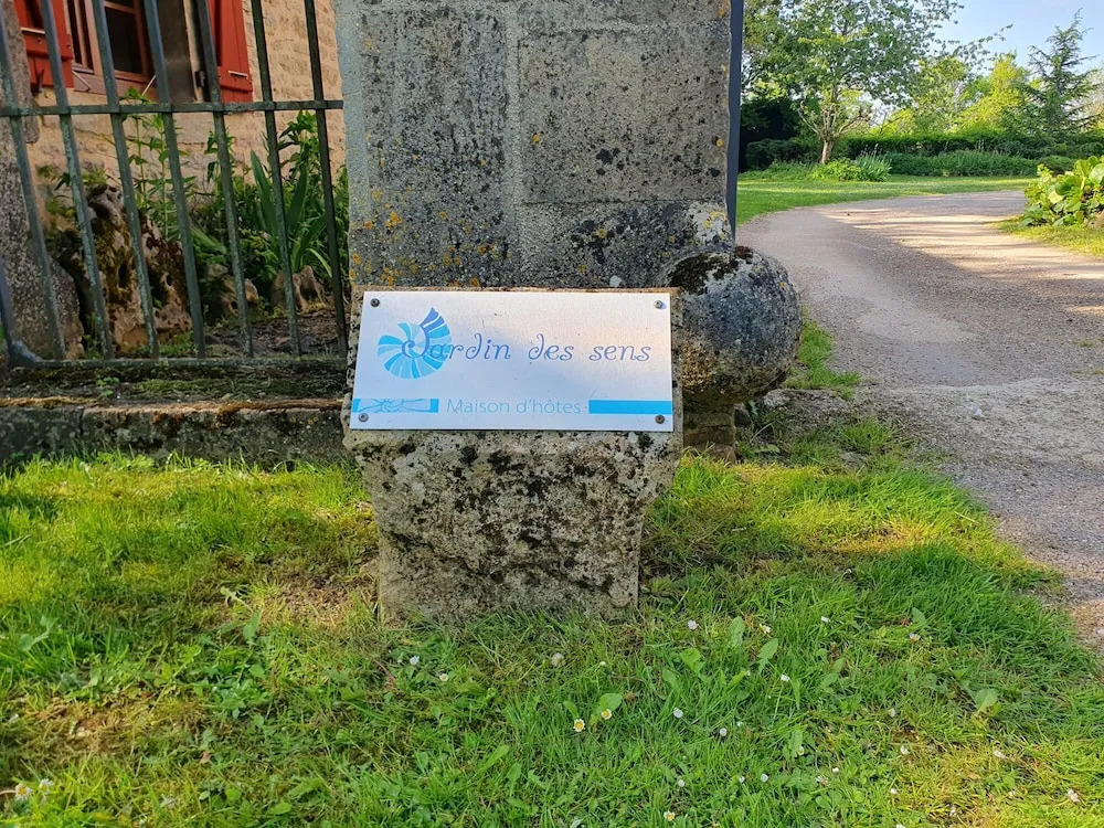 Jardin des Sens, la Rente dEguilly