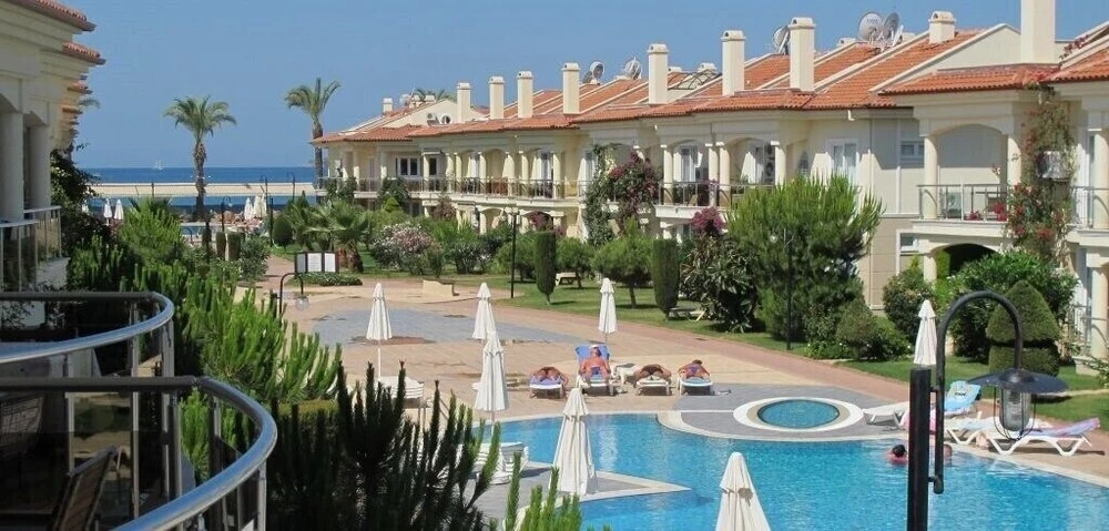 Villa DP03 by JoyLettings