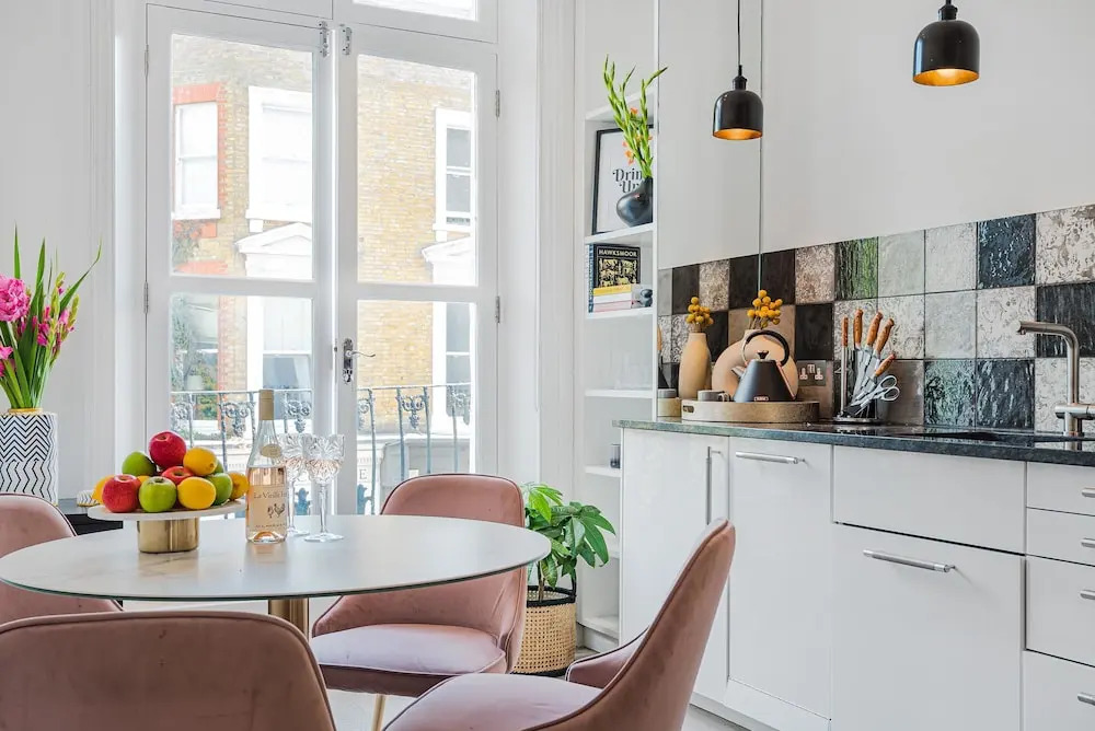 Lady on the Lane- 2 bed Primrose Hill - by Out of Office Lifestyle