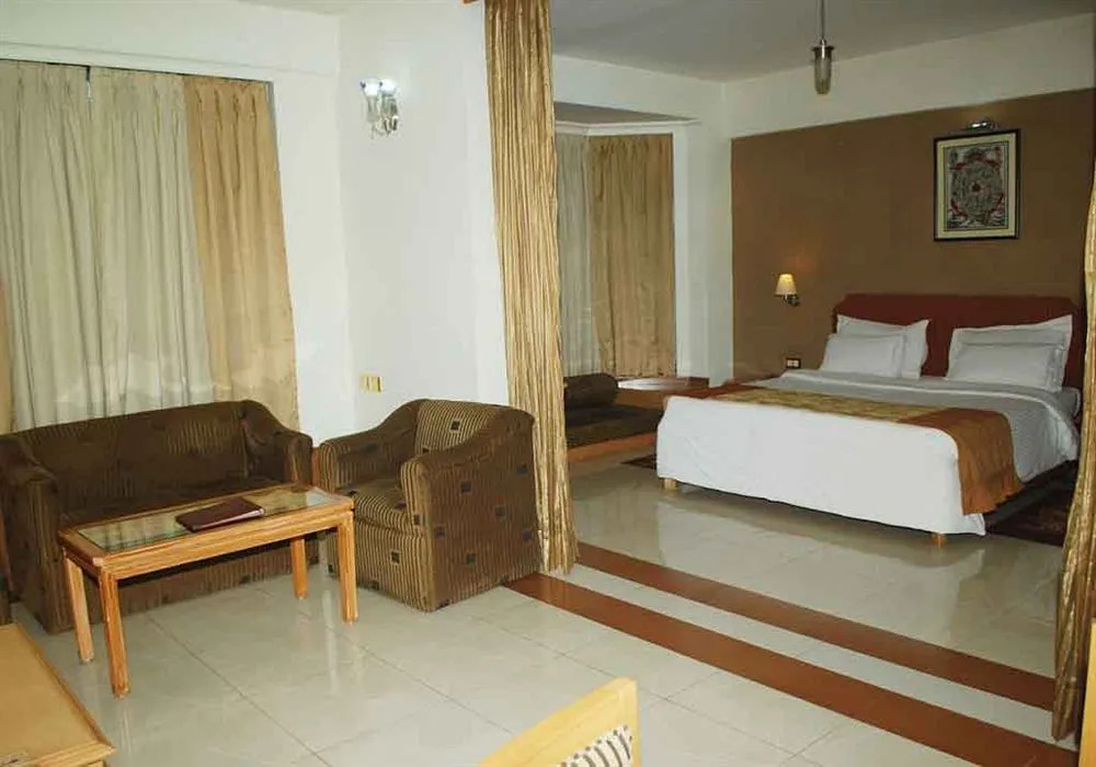 Dee Marks Airport Hotel & Resorts