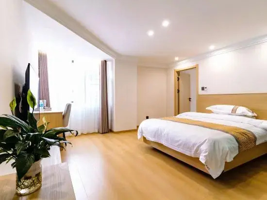 Zhaotong Kaifeng Hotel