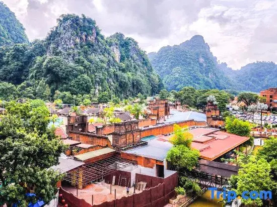 Sunway Onsen Lost World Tambun at Ipoh by BYON