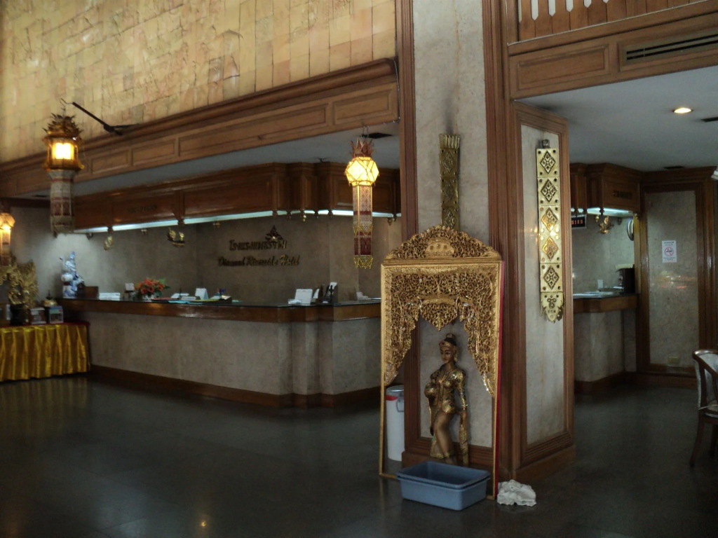 Diamond River Ping Petch-Ngam Hotel