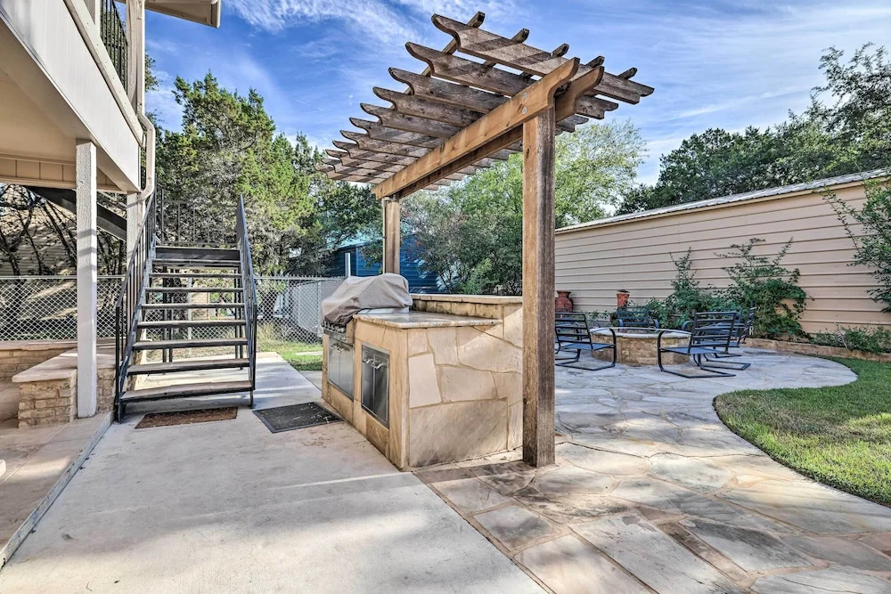 Canyon Lake Home: Hill Country & Water Views!