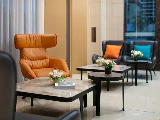 Xiyatu Huayuan Hotel (Zhongshan Ancient Town Lihe Light Rail Station Store)