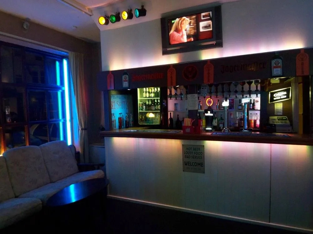 The Lark Inn