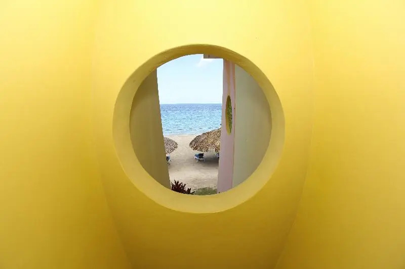 Negril Footeprints Hotel