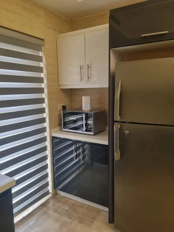 Charming Amman Apartment With Central Air-con & Street Parking