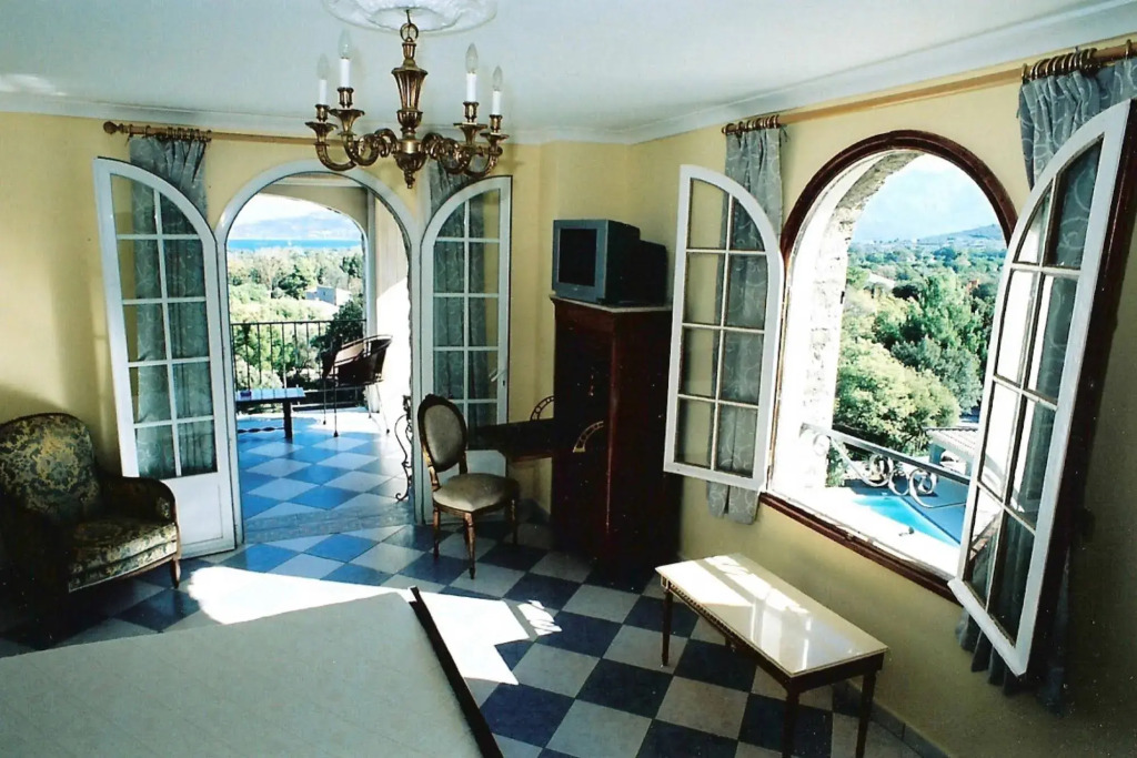 The Manor