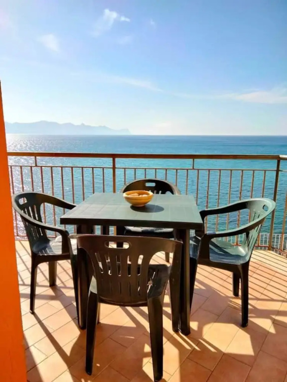 Lovely 1-bed Villa in Balestrate