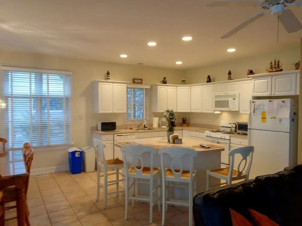 Oc816 St. Charles Place-1