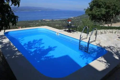 ctbv103 Holiday home with private pool Wi Fi internet access air condition in Baška Voda Makarska