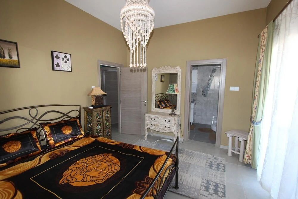Villa With 5 Bedrooms in Tatlisu, With Pool Access, Enclosed Garden an