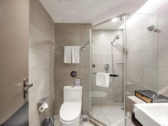 Home Inn Plus (Shenyang Shenbei University)