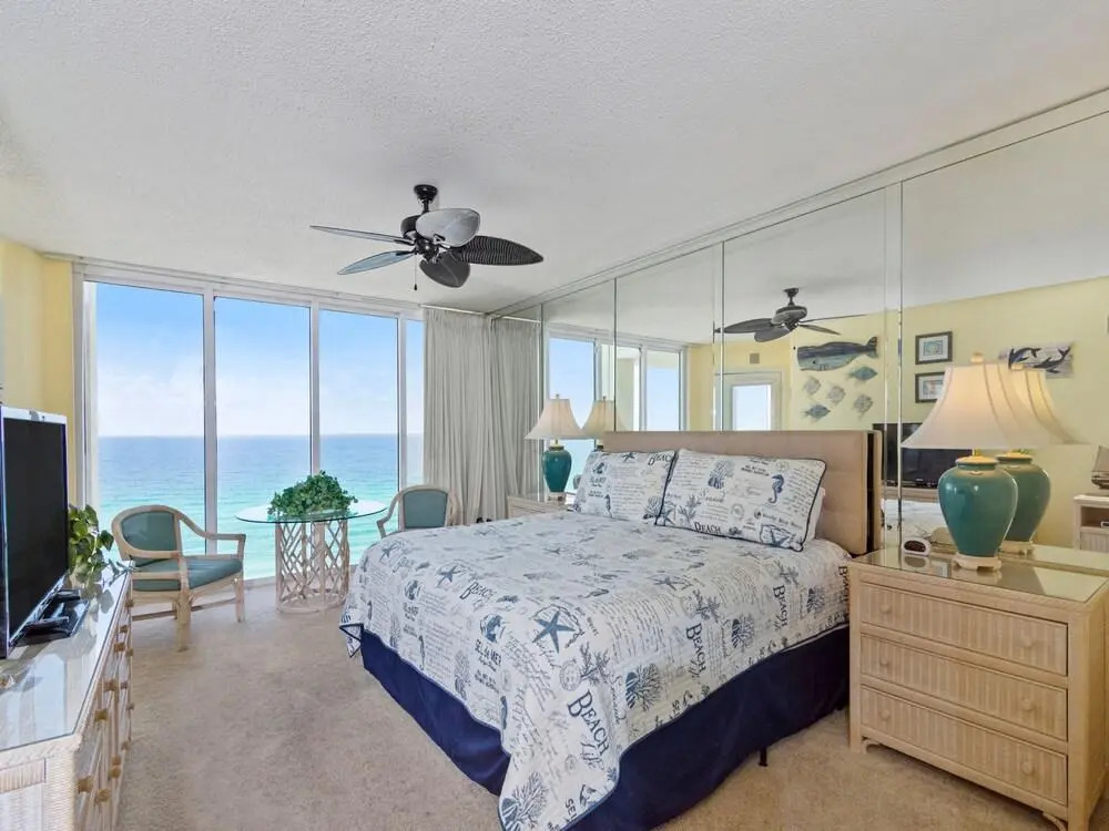 Beautiful Long Beach Condo unit 1-1206! TWO Gulf Masters