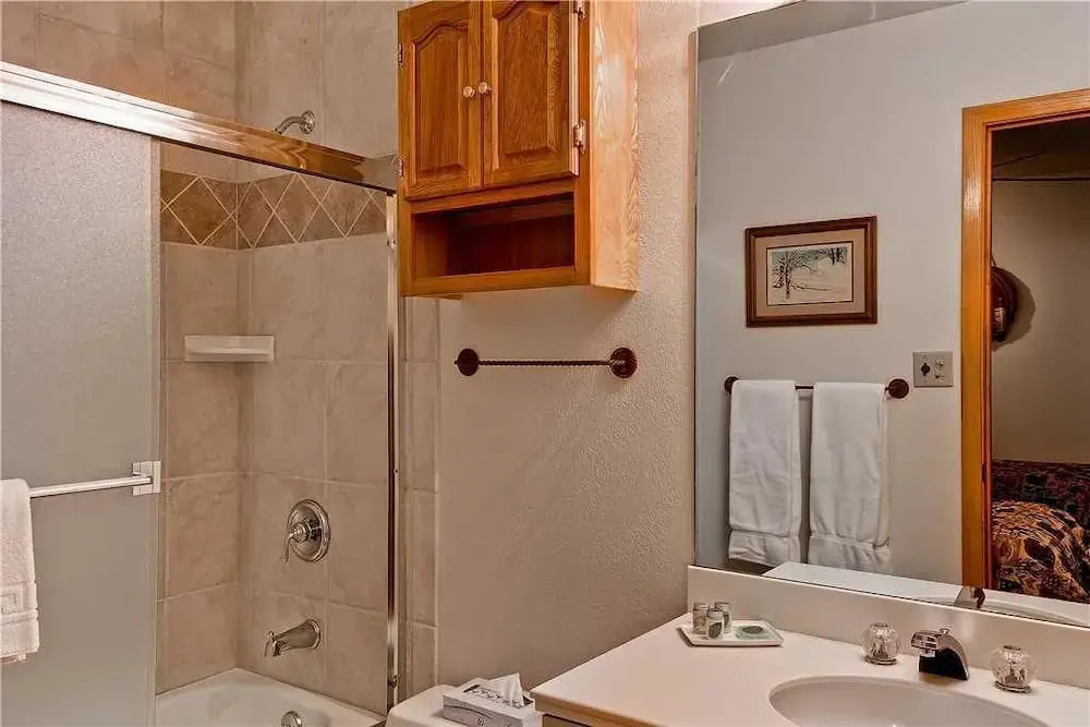 1210 Trappeur's Lodge, Trappeur's Crossing Apartment 1