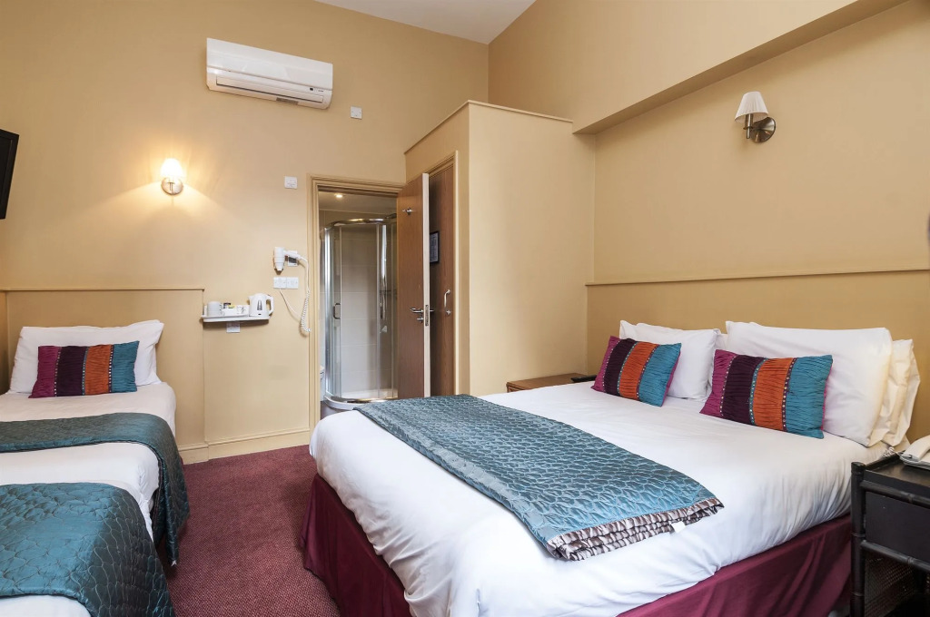 Rose Park Hotel