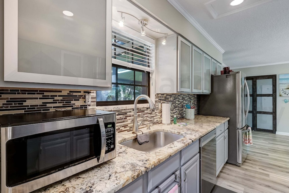 2113 Talbot Ct