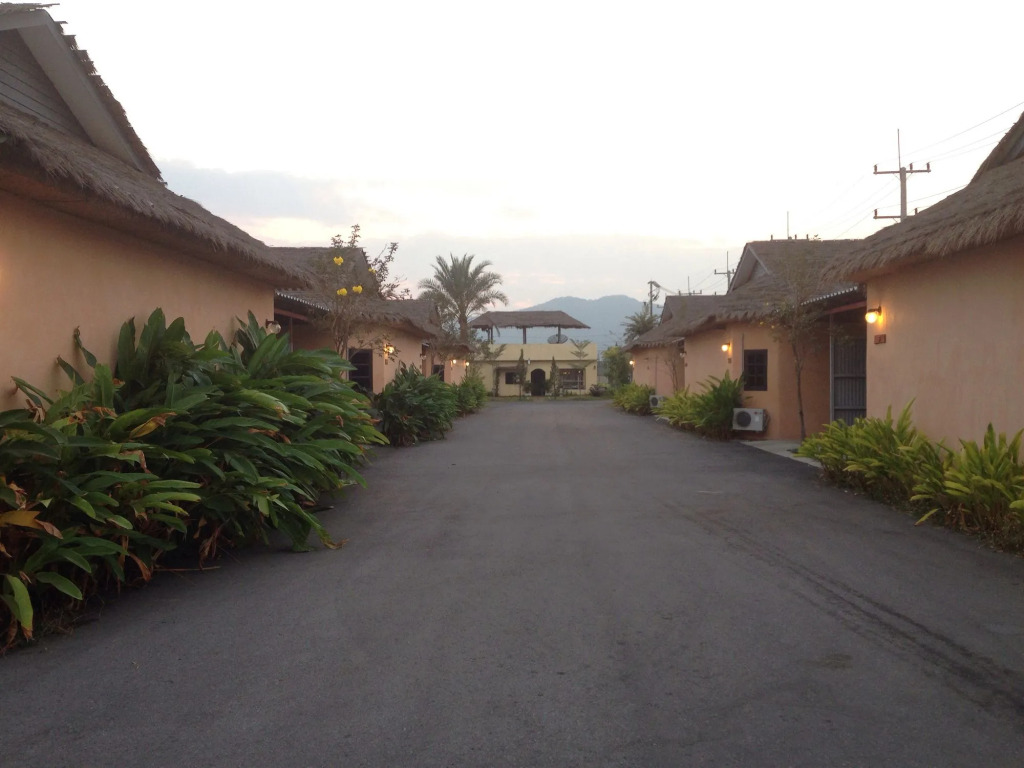 Baan Pan Din Resort