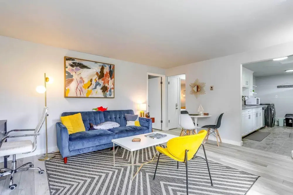 Seattle Garden Retreat: Walk to Water & Shops!
