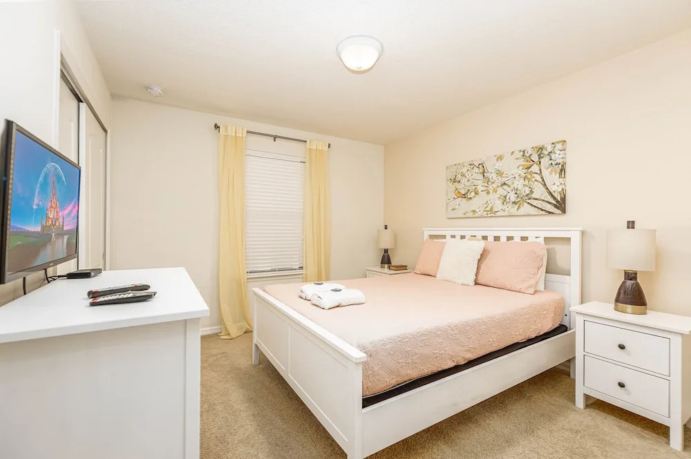 Tvpm-8916al/wws 4 Bedroom Townhouse by RedAwning