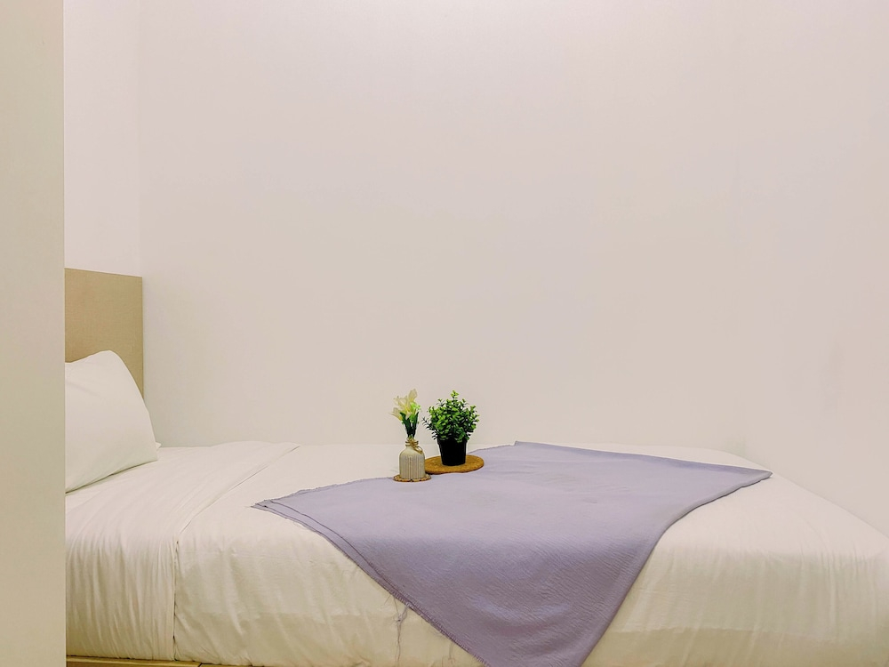 Comfortable And Homey 2Br Apartement At Vittoria Residence