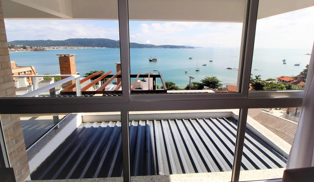 1080   Apartamento Com Vista Para O Mar Em Bombinhas
