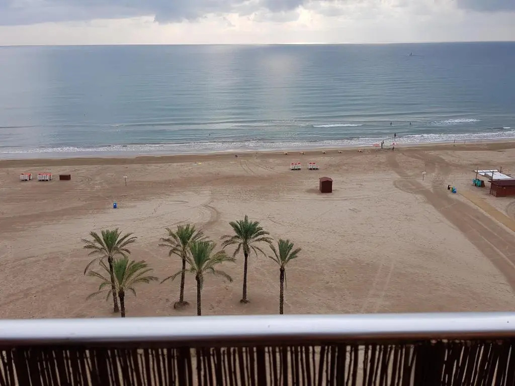 Apartamento de lujo en primera línea de la playa de Cullera con vistas al Castillo