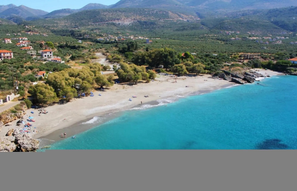 Mani Summer Escape - Spacious Home Fully Equipped