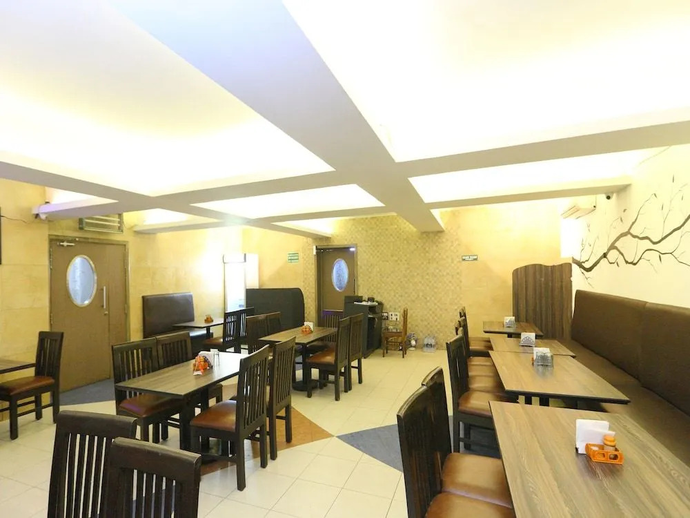 Capital O 14933 RPR Residency