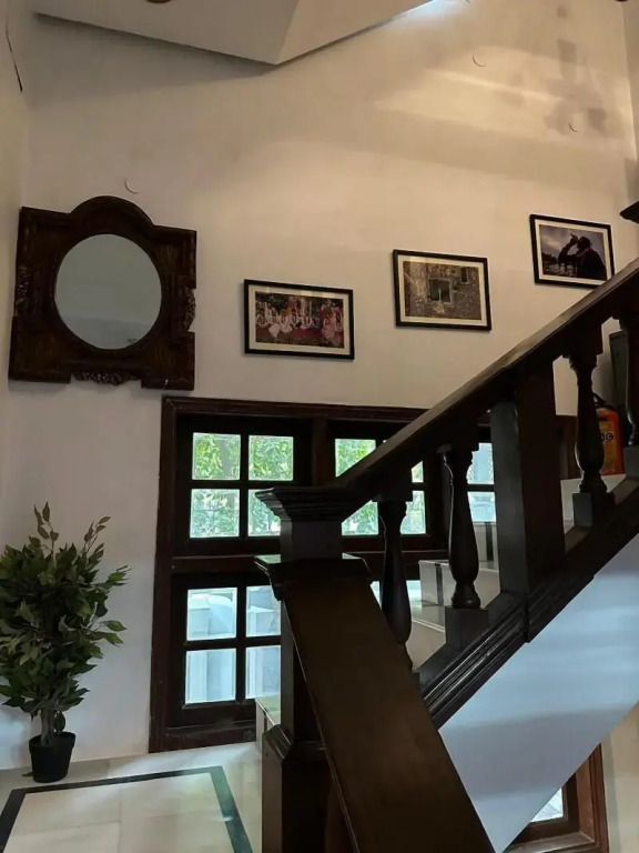 Villa 33