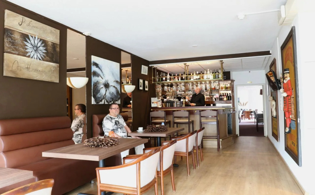 JS Hotel Epen