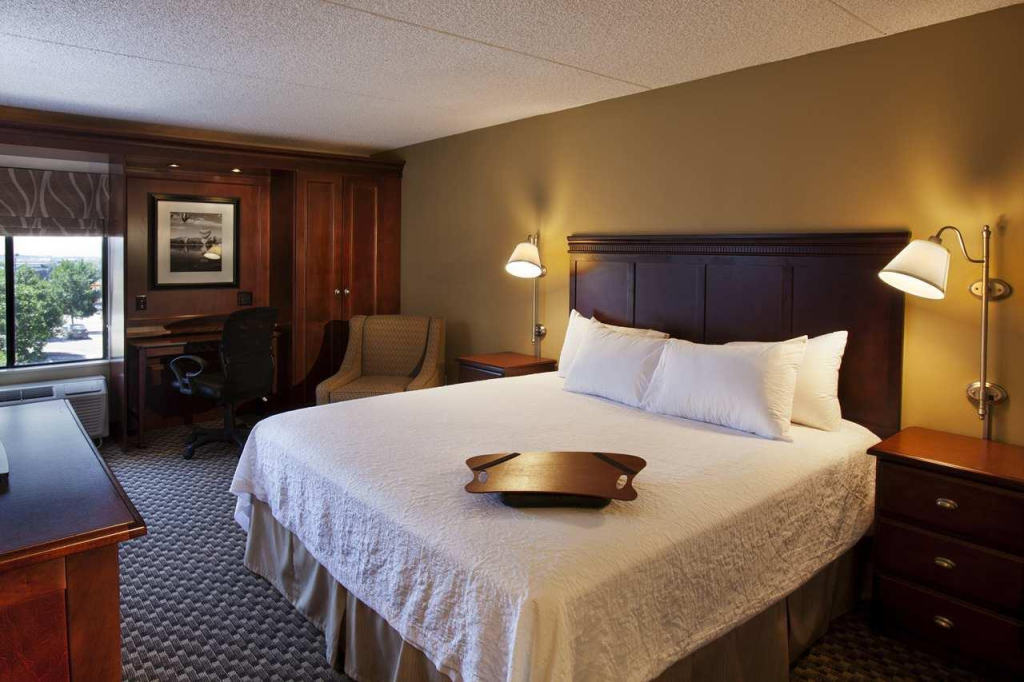 Spark by Hilton Colorado Springs I 25 Central
