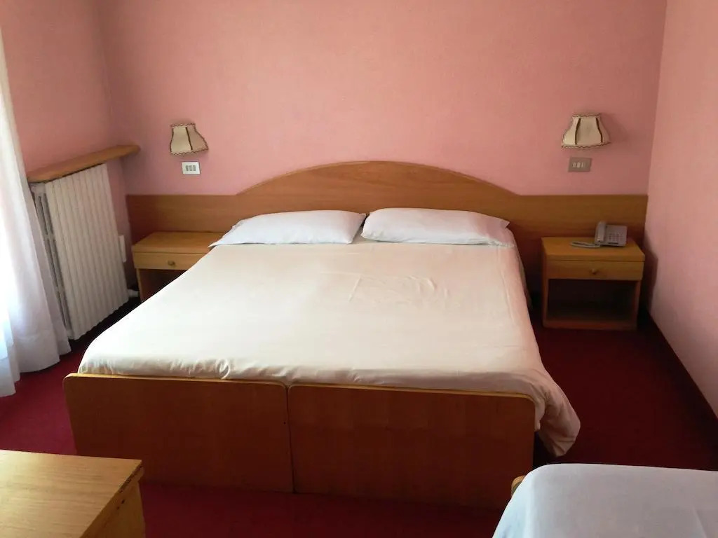 Hotel Alaska