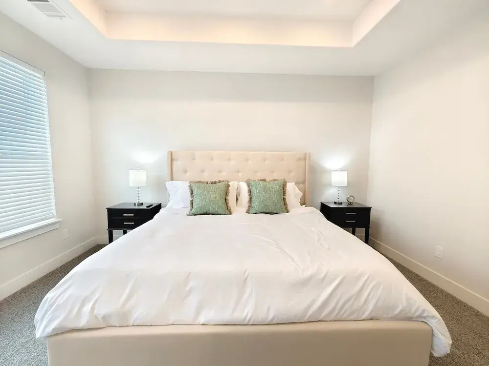 Northside Retreat Chic 3 Bdr, Pet Friendly!