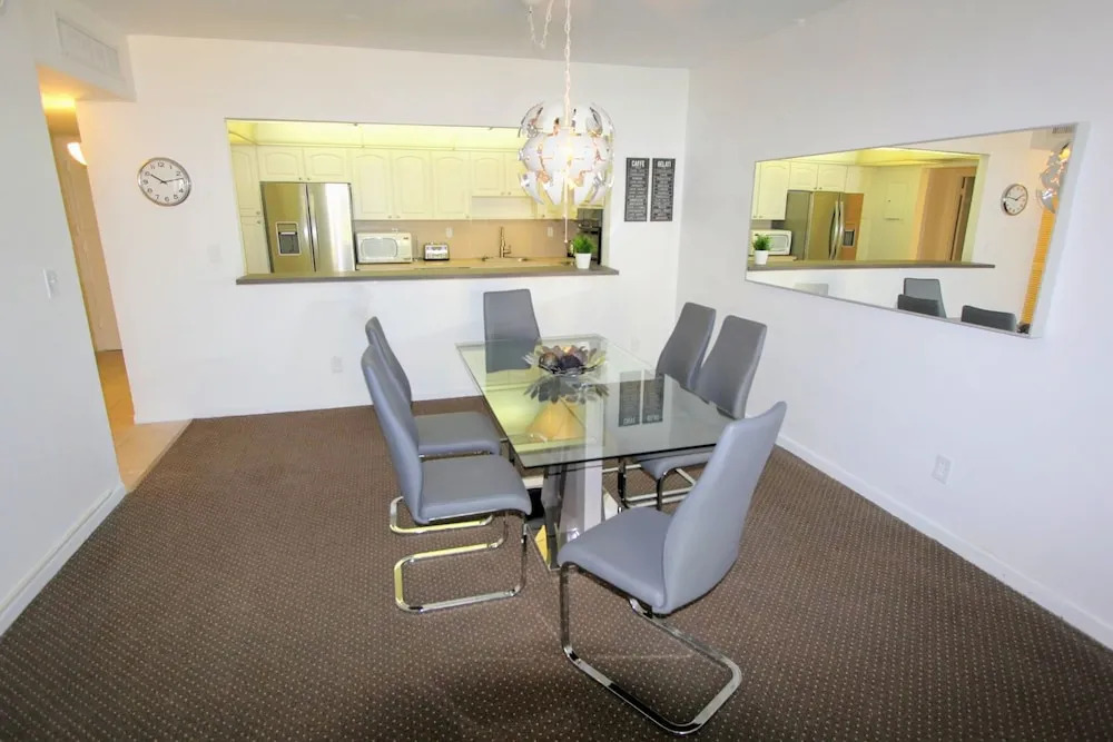 19370 Collins Ave # 1621