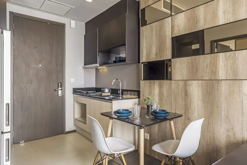 Modernism Asoke By Favstay