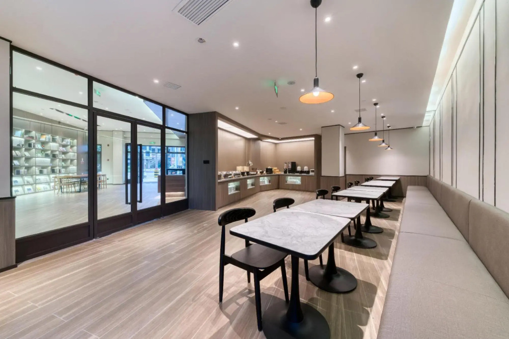 HanTing Hotel (Zhoushan Baiquan)