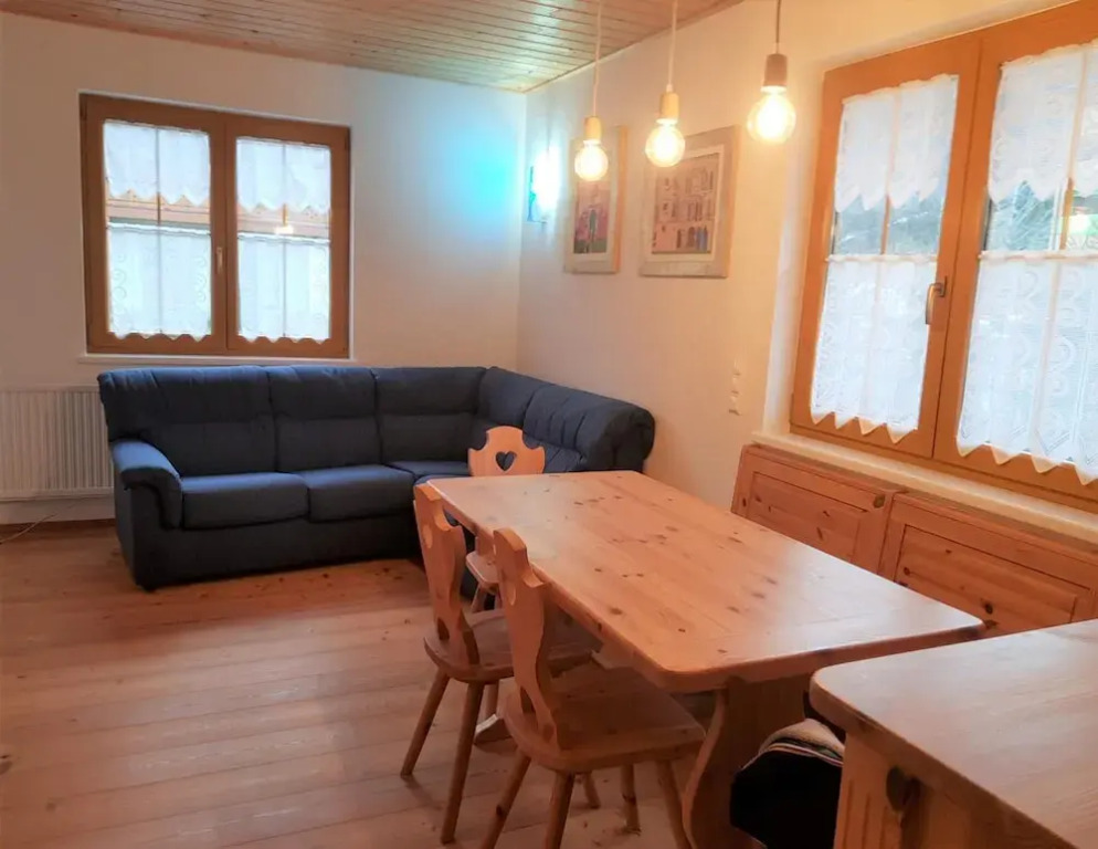 Bright Apartment Near Thermal Springs