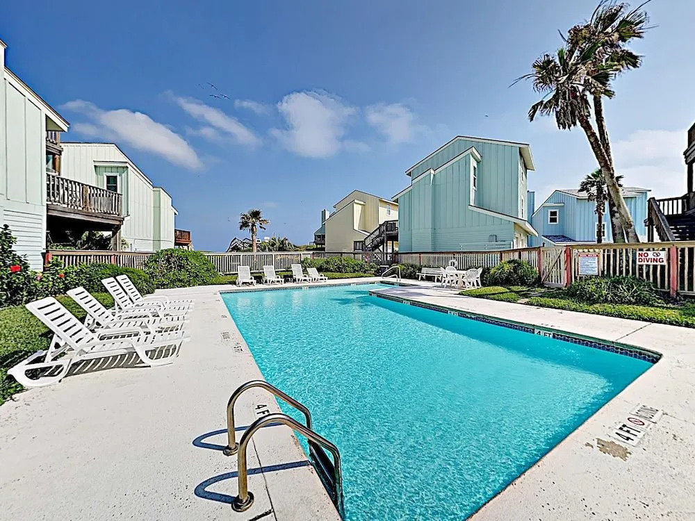 Ocean & Pool in Your Yard in Port A by RedAwning