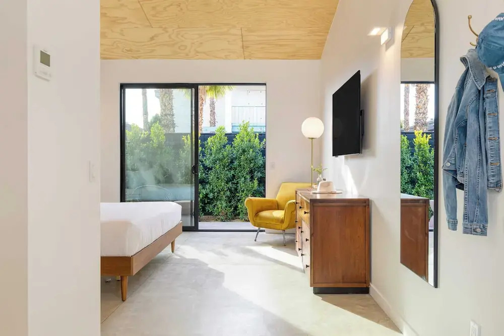 Blackhaus B : 4 Bedroom Suite by Avantstay 4-rooms