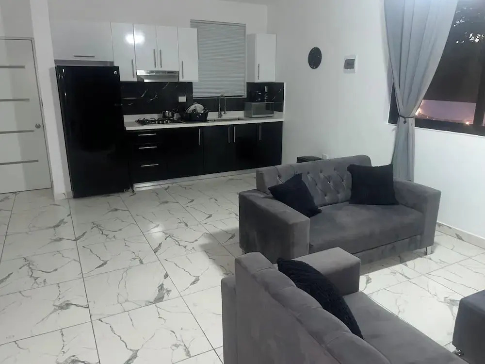 Level suites