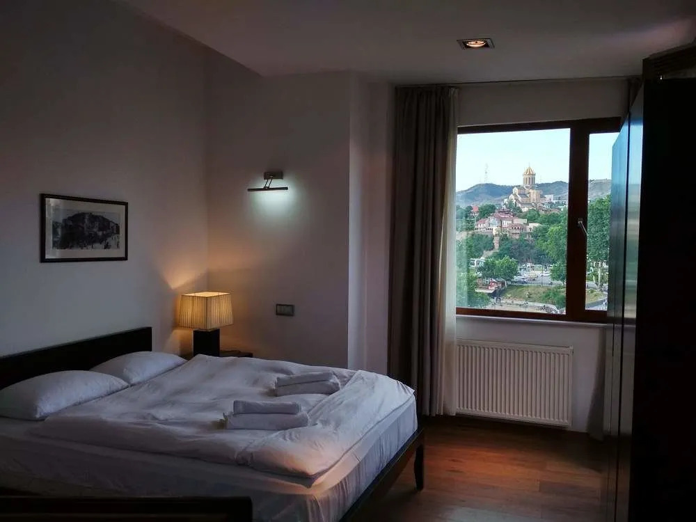 M & L Old Tbilisi