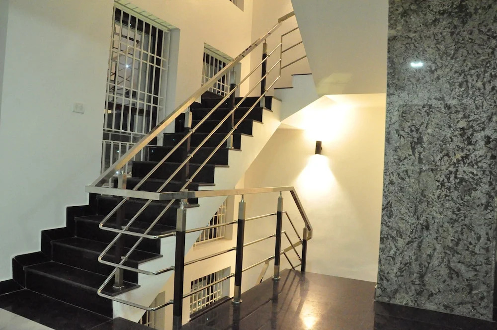 Almas Inn Hotels & Resorts