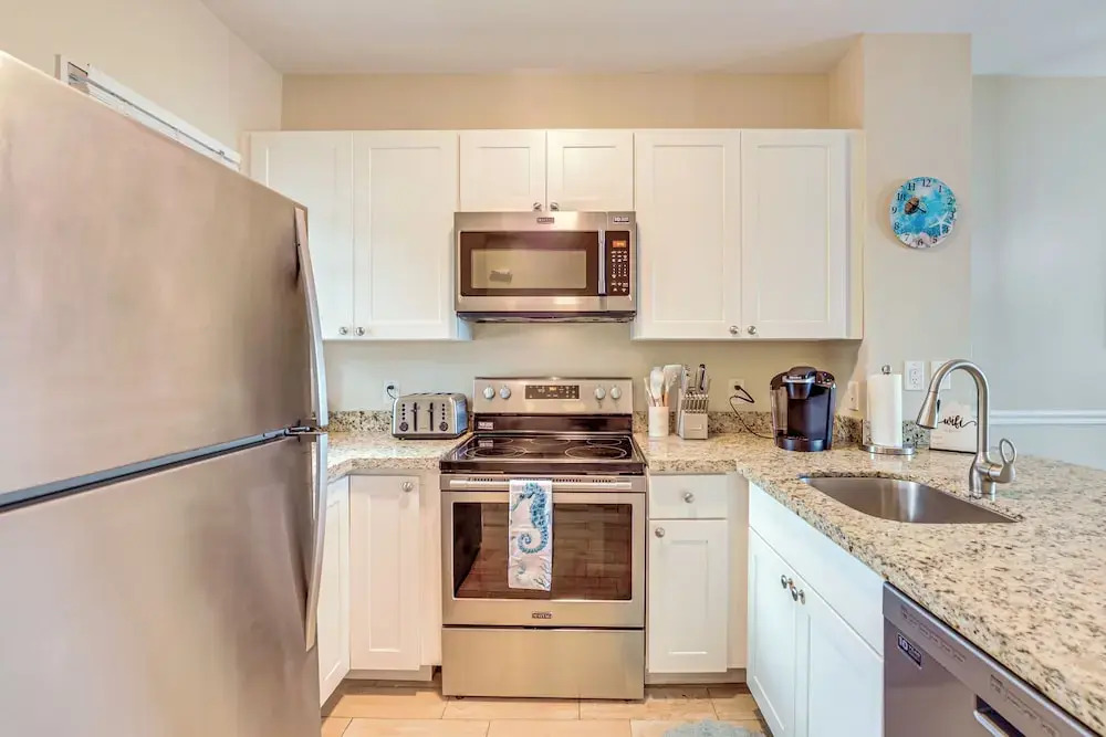 Oceanfront Duck Key Villa: 2 Marinas Steps Away