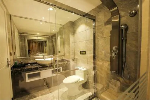Longwan Hotel (Foshan Ceramics City)